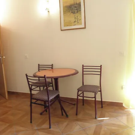 Brane - 180m To The Sea Apartament Vrsi